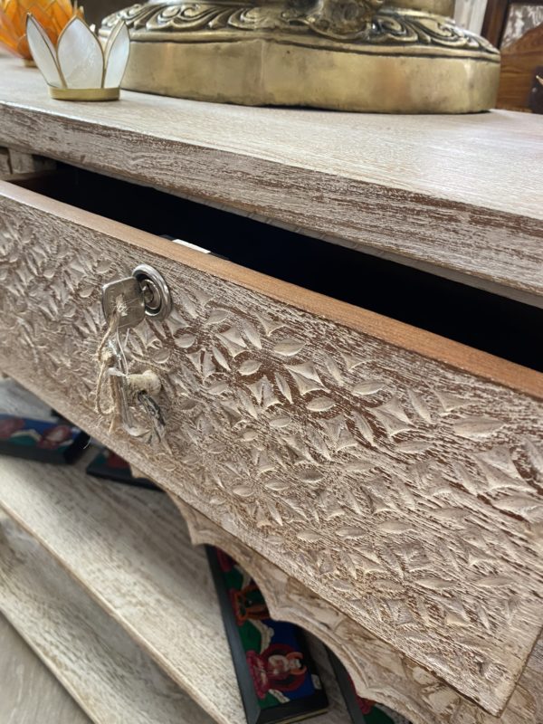 Weiß gebeiztes Sideboard - Samsara Shop